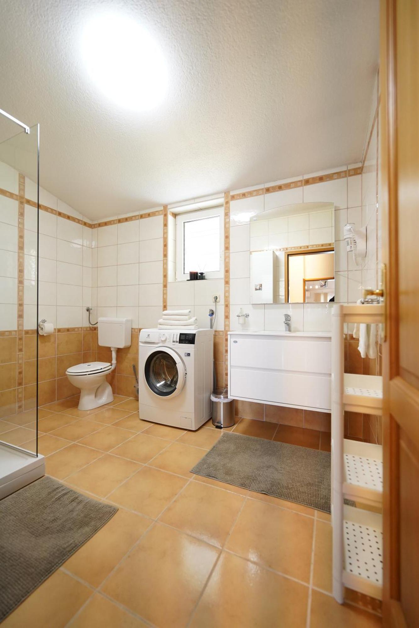 Apartments Loncar-Near Zrce Beach Novalja Zewnętrze zdjęcie